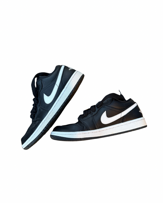 Deadstock Nike Air Jordan 1 low’s