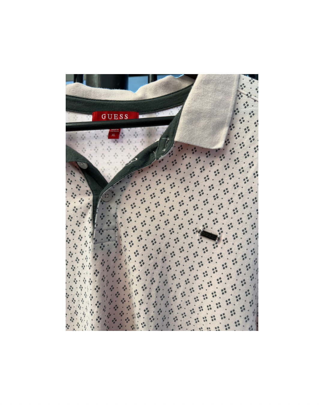 Guess Collar Top